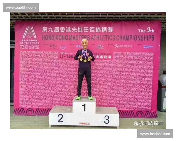 72 岁金辉 WSE 三冠：百米 14 秒书写 “银发速度”